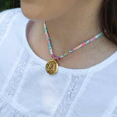 VIRGEN RAMITAS LIBERTY- collar medalla dorada 21mm