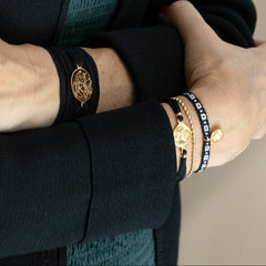 DETENTE MINI DOR - pulsera medalla dorada 8mm con hilo