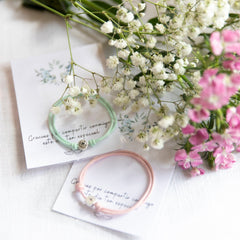 PACK of 5 pastel bracelets with round cross