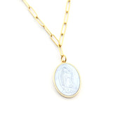VIRGEN GUADALUPE - collar medalla dorada 20x30mm con perlas