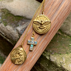 ESPÍRITU SANTO - SAGRADA FAMILIA - collar medalla dorada 25mm