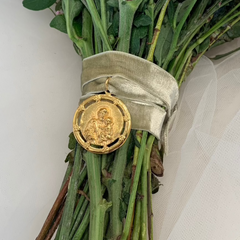 HOLY FAMILY - 35mm gold customizable medal for the BRIDAL BOUQUET
