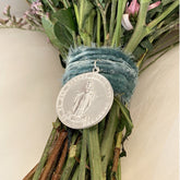 Virgen del Carmen - medallón personalizable 36mm para el RAMO DE NOVIA