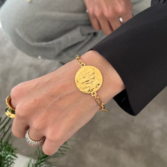 Scapular HOLY FAMILY - customizable bracelet with gold medals