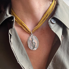 MILAGROSA - collar medalla plata 28x36mm con seda