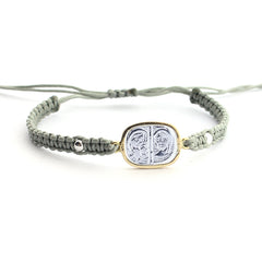 Escapulario VIRGEN MÍA - pulsera medalla de plata con bisel de oro de 14 X 11 mm con macramé