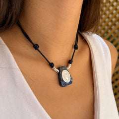 DETENTE NÁCAR - collar piedra algodón