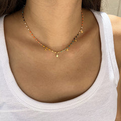 KAI - collar dorado con estrellas