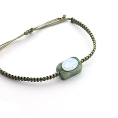 DETENTE NÁCAR - pulsera piedra macramé