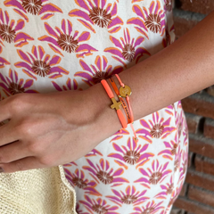 DAN DOR ELÁSTICA - Pulsera cruz personalizable dorada 10x13mm