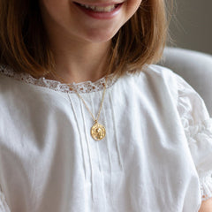 VIRGEN NIÑA DOR - collar medalla dorada 19mm