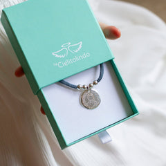 VIRGEN TRENZAS - collar medalla plata 23mm