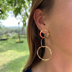 INÉS DOR - pendientes dorados medianos