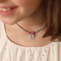 VIRGEN BESA LIBERTY - collar medalla plata o dorada 12mm