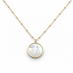 VIRGEN MILAGROSA NÁCAR - collar medalla dorada 14x20mm