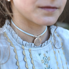 VIRGIN RAYITAS - 21mm silver medal necklace