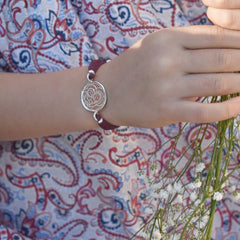 HUG scapular - 20mm silver medal bracelet with elastic