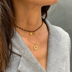 OLAYA DOR - Knot necklace with gold plates