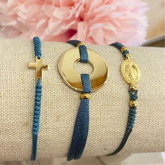 TRIANA - pulsera cruz dorada 7x10mm