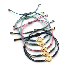 Escapulario CARMELO DOR - pulsera medalla dorada 8mm con macramé