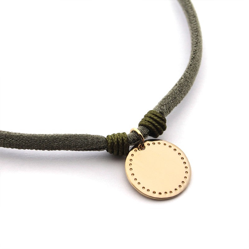 VITA - collar personalizable medalla dorada 15mm