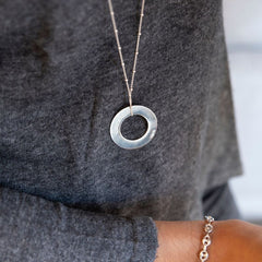 AMALIA - Customizable silver necklace 40mm