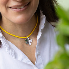 NOA FLUOR - 22mm silver cross necklace