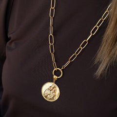 ZOE DOR CALABROTE - base collar dorada para colgar medallas