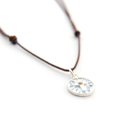 GRANO DE MOSTAZA - collar plata 12mm con hilo cordón largo