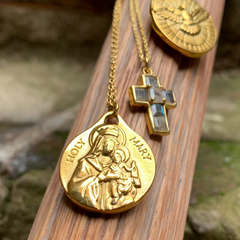 HOLY SPIRIT - HOLY FAMILY - gold medal necklace 25mm
